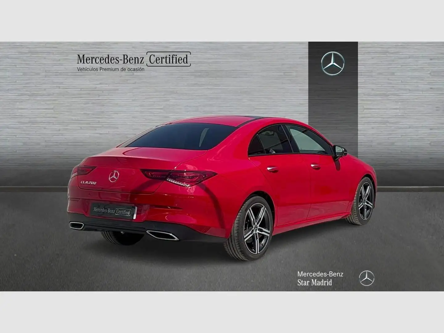 Mercedes-Benz CLA 200 Rouge - 2