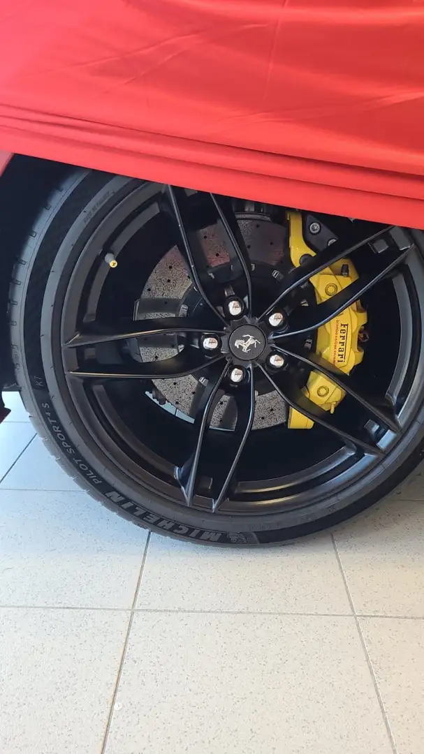 Ferrari 488 488 GTB 4.0 V8 670ch Rouge - 2