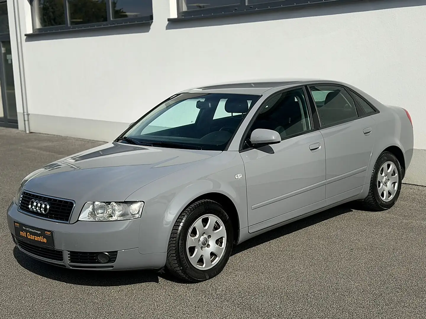 Audi A4 1,6 Nardograu sehr gepflegt Top Zustand Grau - 2