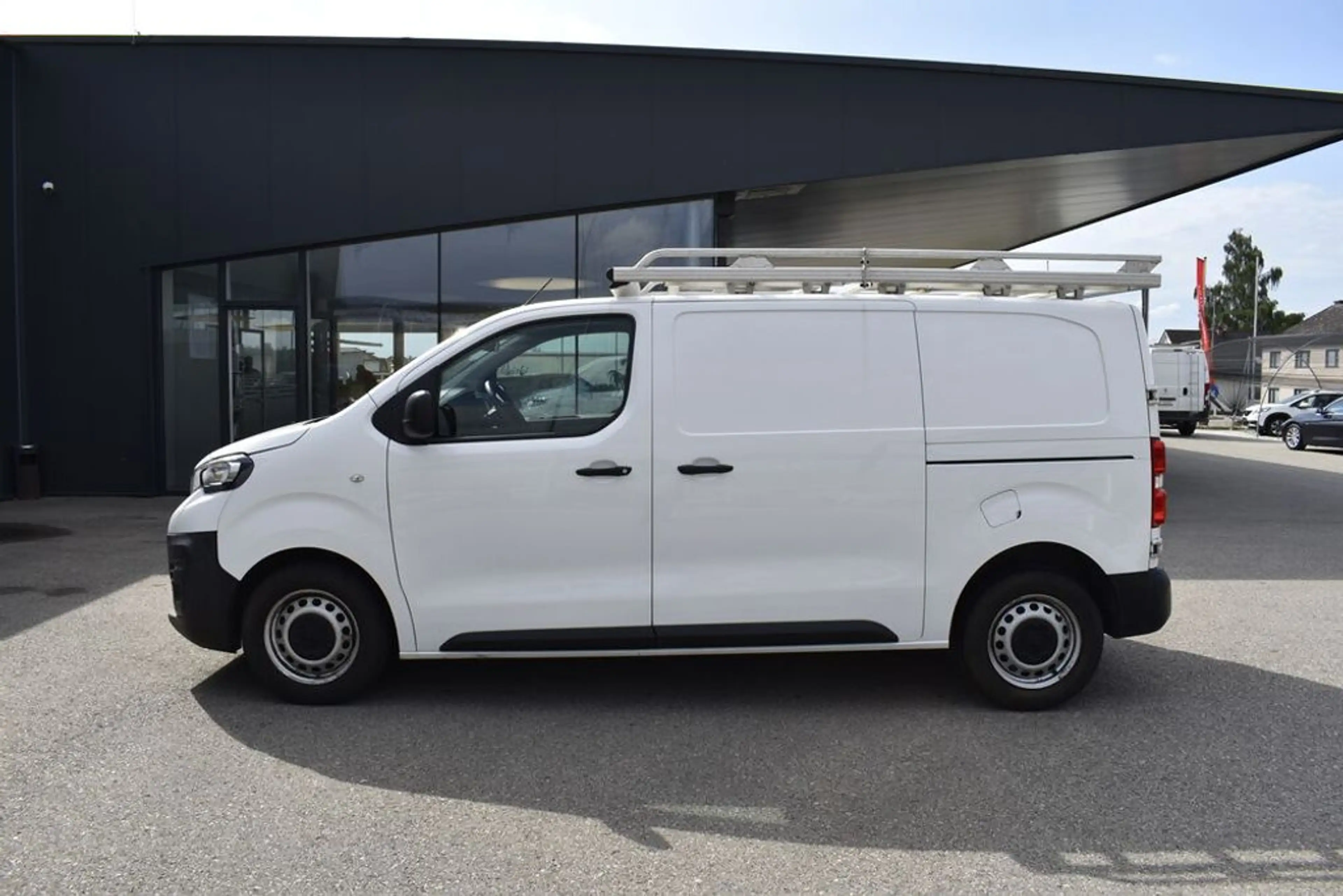 Peugeot Expert Premium L2 — photo 4