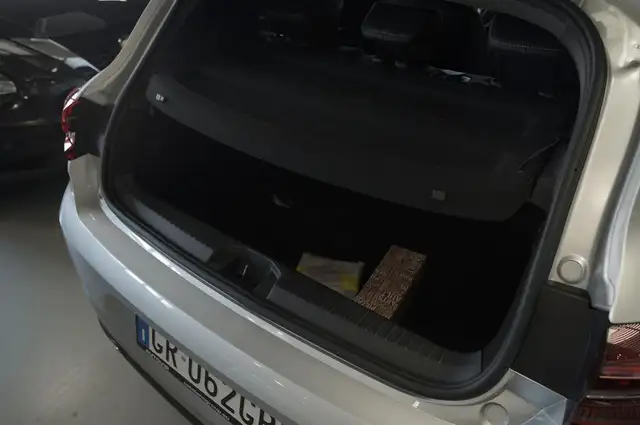 Renault Clio view 14
