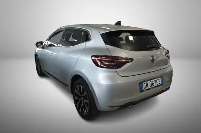 Renault Clio view 5