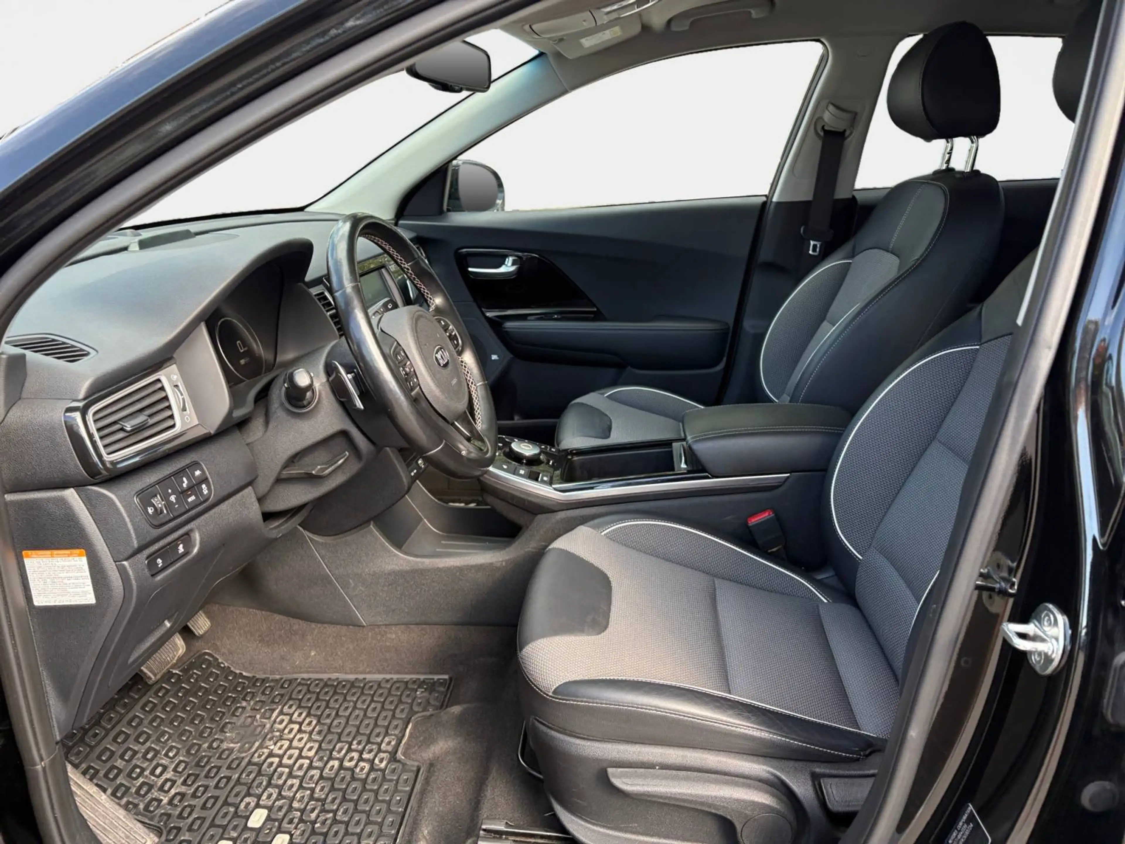 Kia Niro e-Niro Edition 7 — photo 11