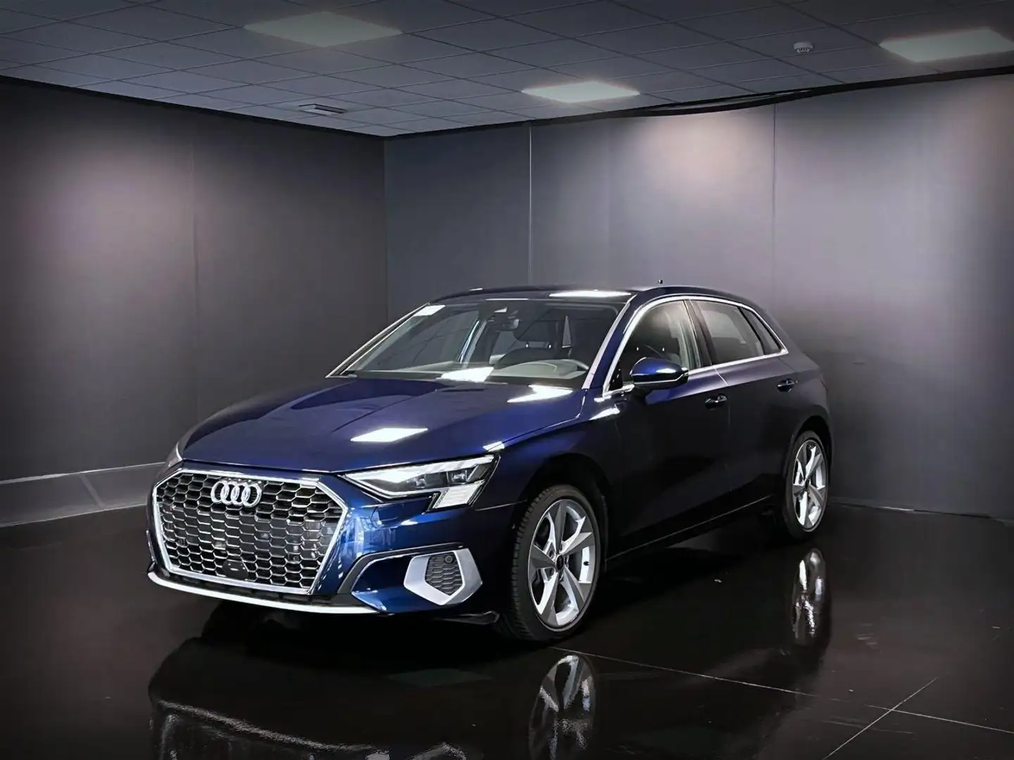 Audi A3 SPB 35 TFSI S tronic Business Advanced Blu/Azzurro - 1