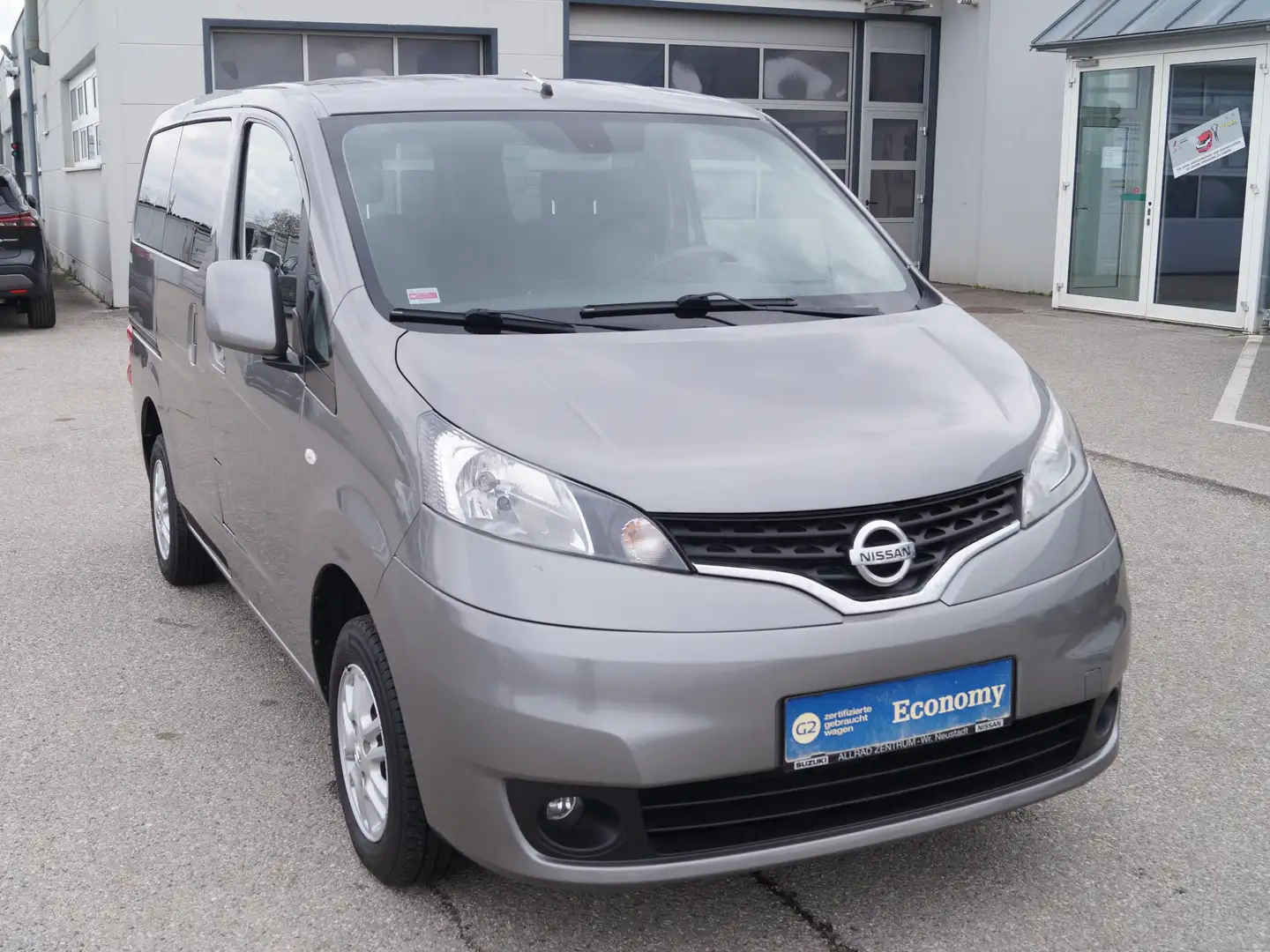 Nissan NV200 Evalia 7 Sitze Grau - 2