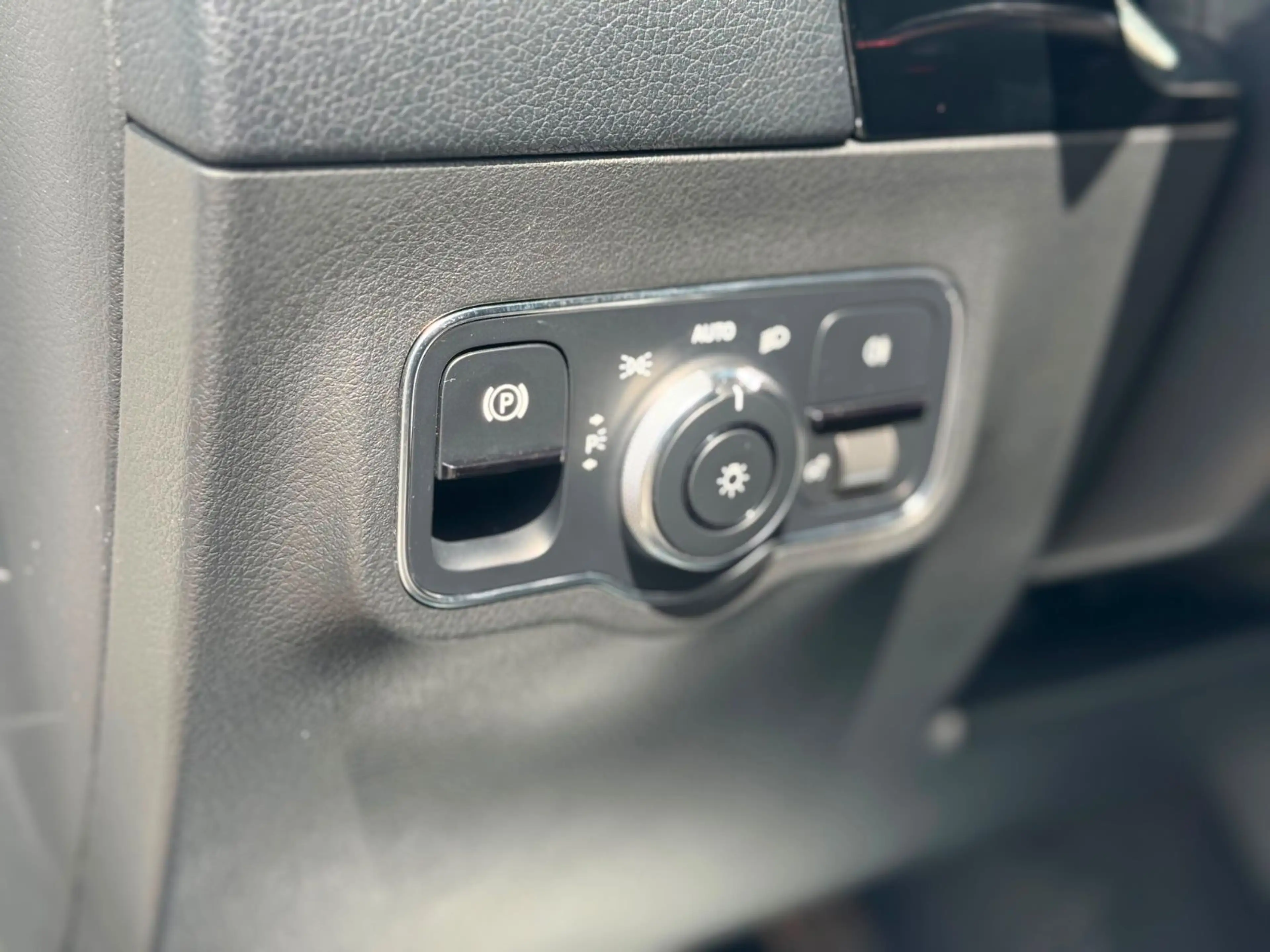 Mercedes-Benz B 200 B Automatik Garantie AMG Paket — photo 15