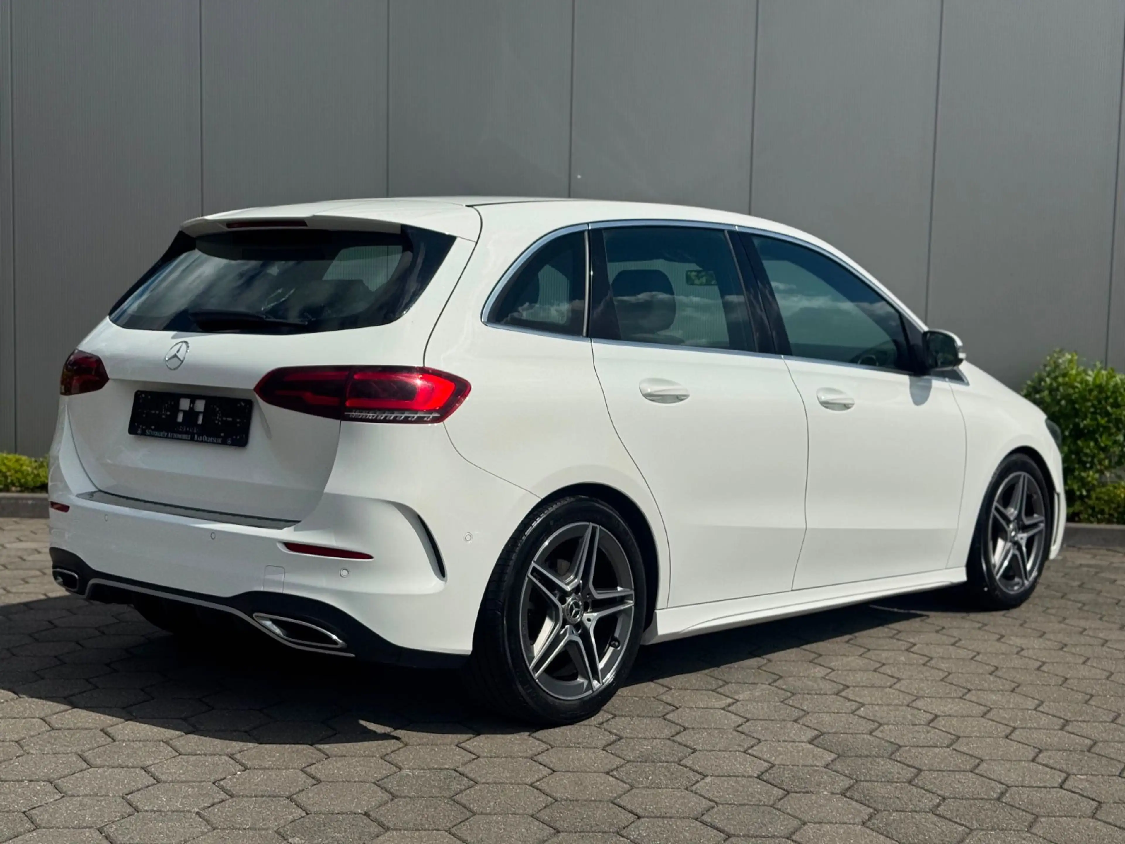 Mercedes-Benz B 200 B Automatik Garantie AMG Paket — photo 8