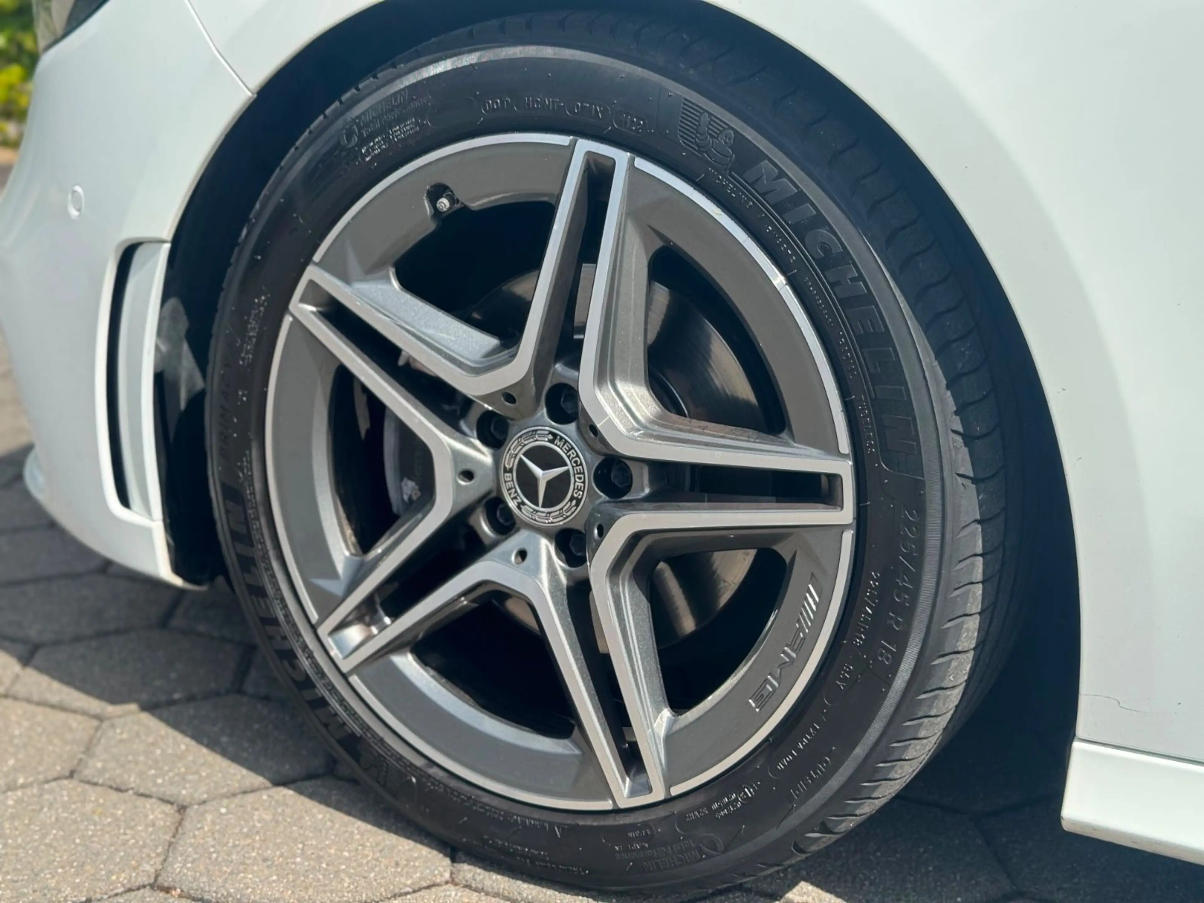 Mercedes-Benz B 200 B Automatik Garantie AMG Paket — photo 9