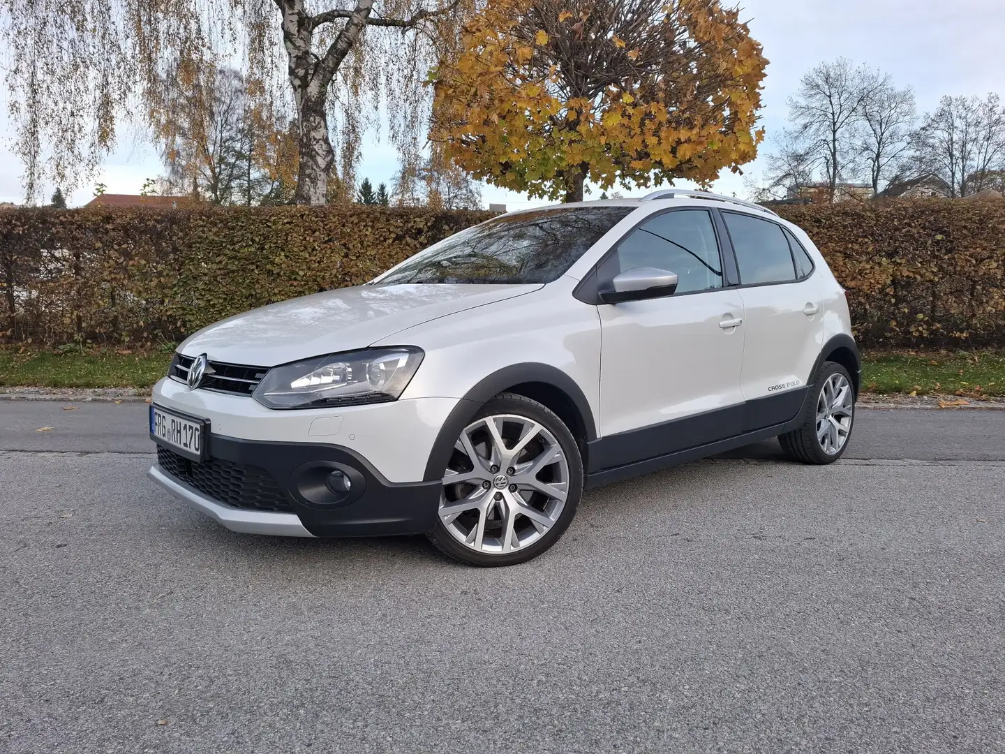 Volkswagen Polo Cross 1.2 TSI (Blue Motion Technology) DSG Weiß - 1