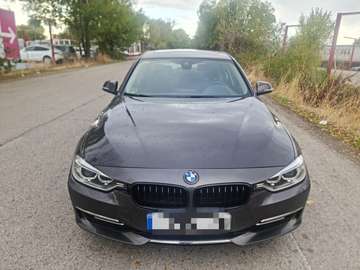 328iA xDrive Luxury