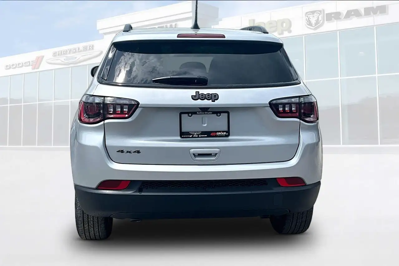 Jeep Compass снимка Jeep Compass