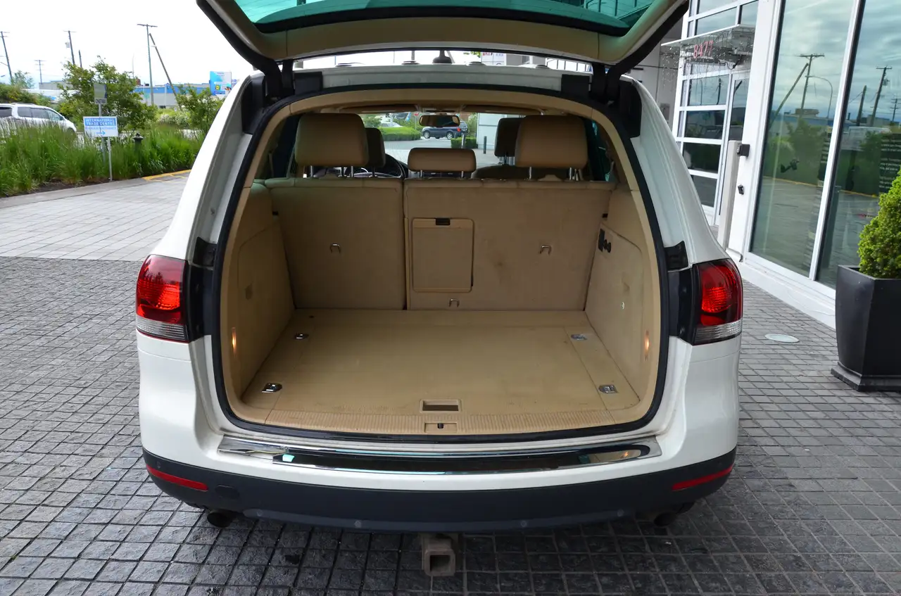 Volkswagen Touareg снимка Volkswagen Touareg