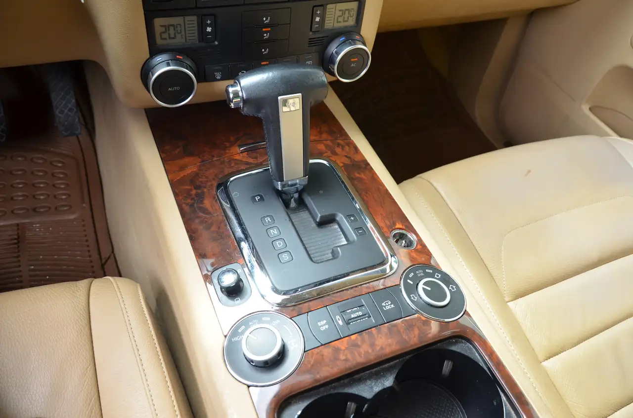 Volkswagen Touareg снимка Volkswagen Touareg
