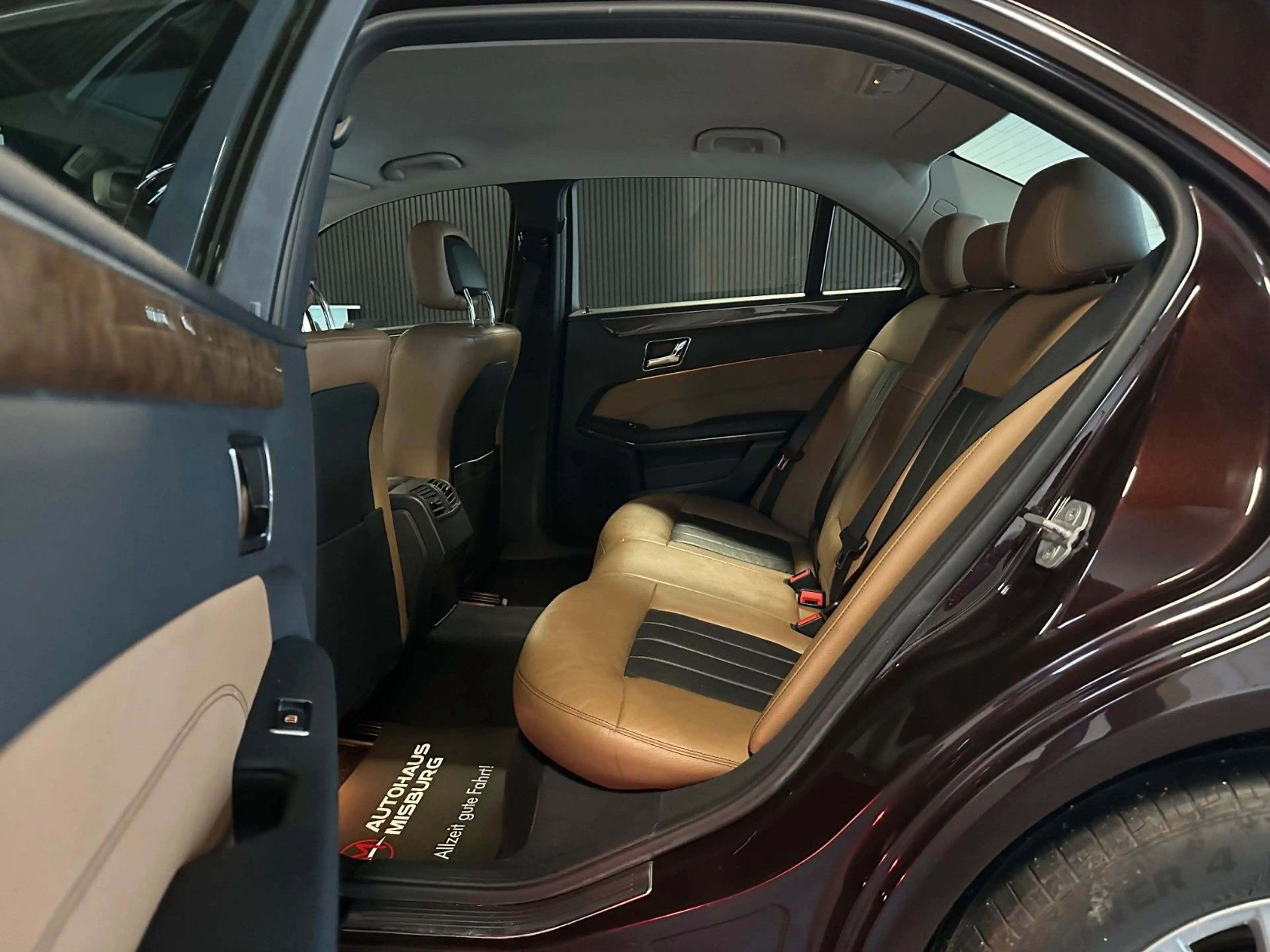 Mercedes-Benz E 350 CDI Elegance Limousine Kamera+ Navi — photo 14