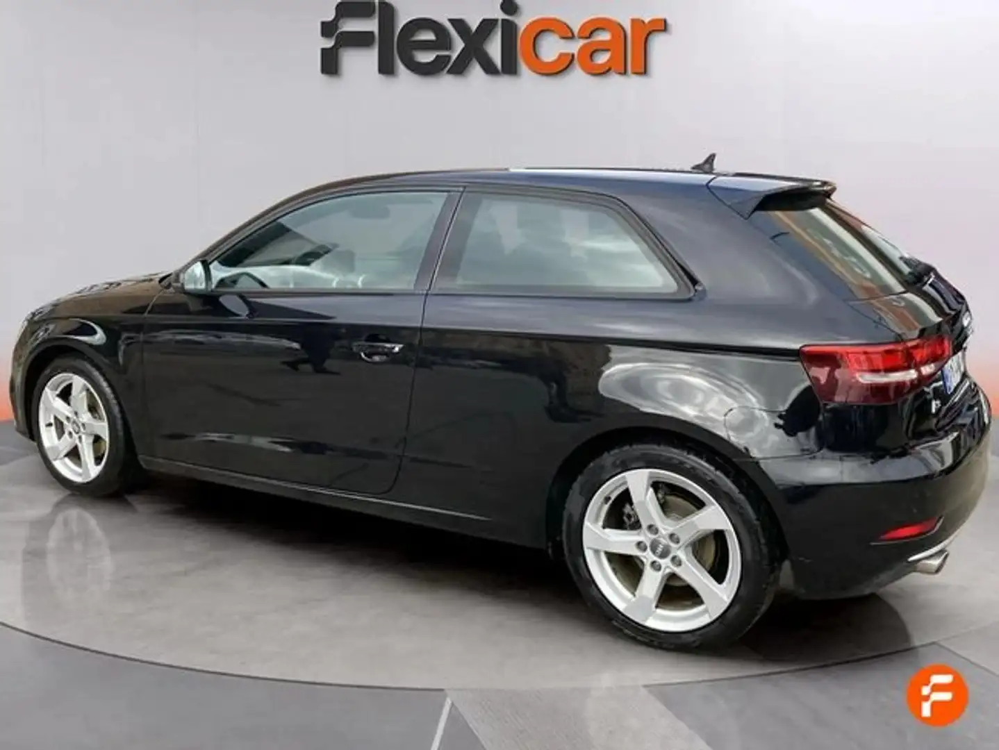 Audi A3 1.6TDI 81kW Negro - 2
