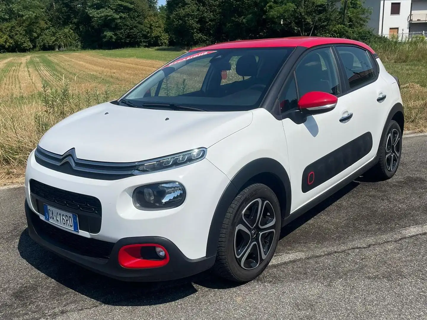 Citroen C3 C3 III 2017 1.2 puretech Shine s Blanc - 1