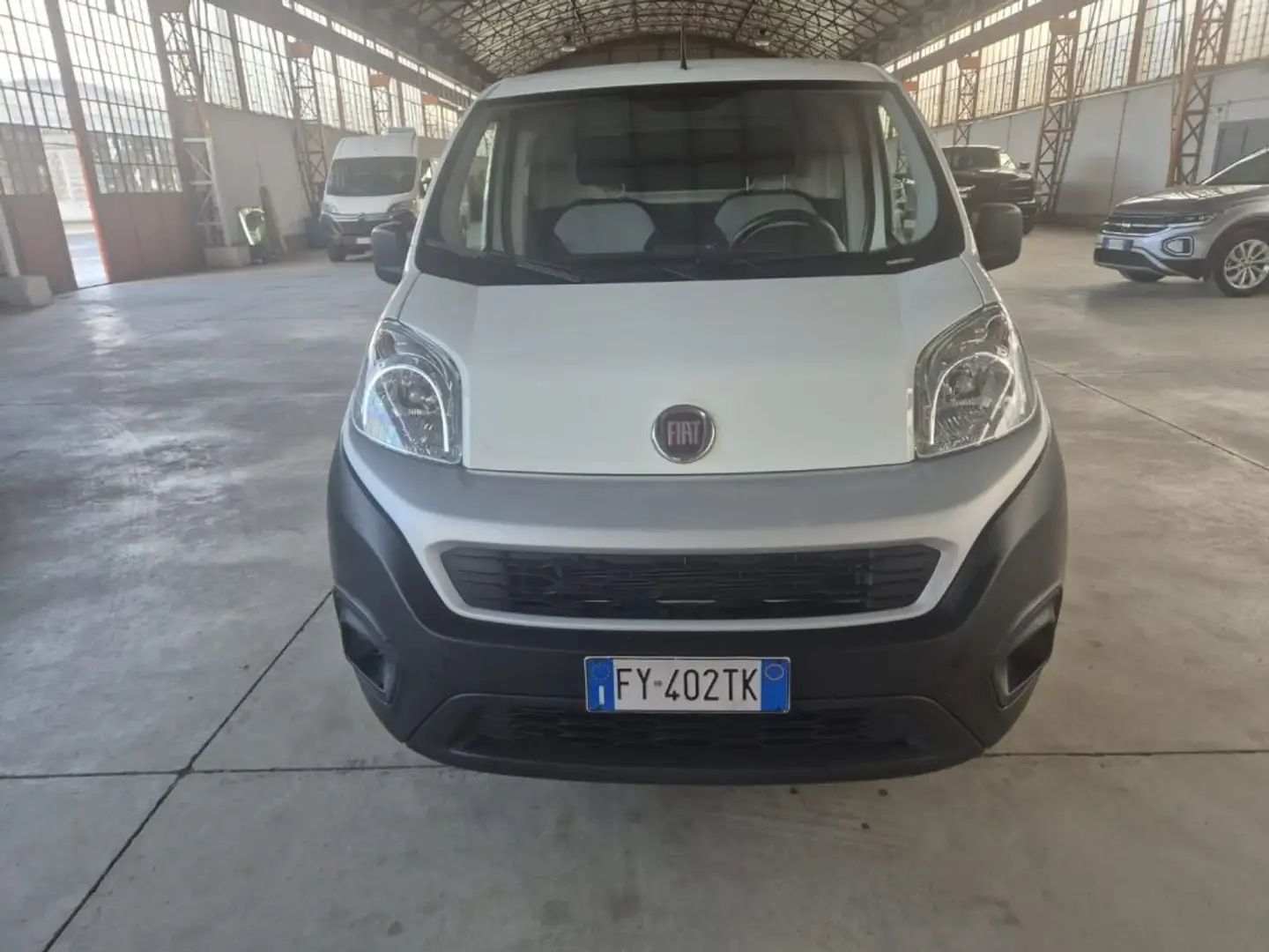 Fiat Fiorino 1.3 MJT 95CV Cargo SX Blanc - 2