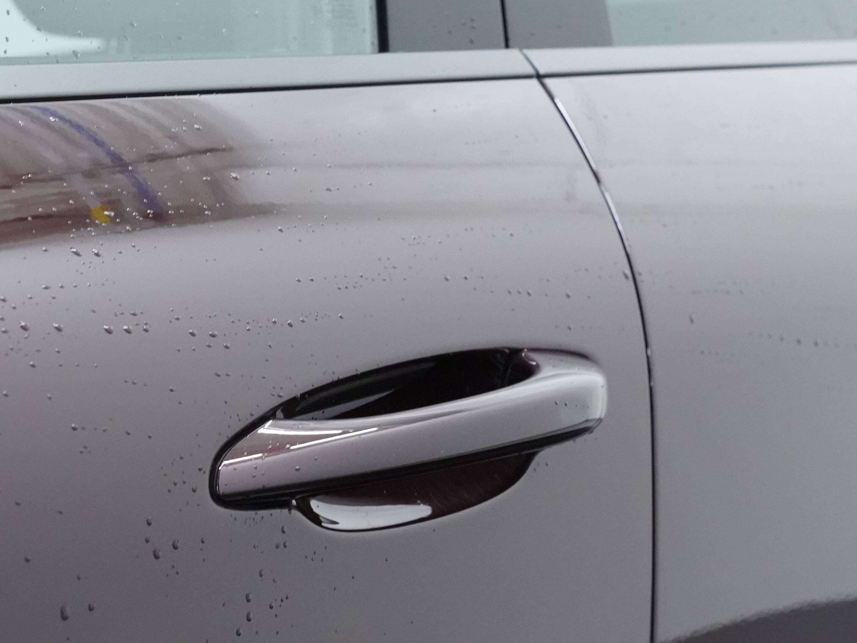 2023 Porsche Macan AWD thumb 13