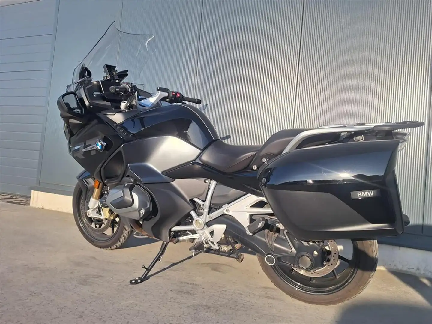 BMW R 1250 RT 0 Schwarz - 2