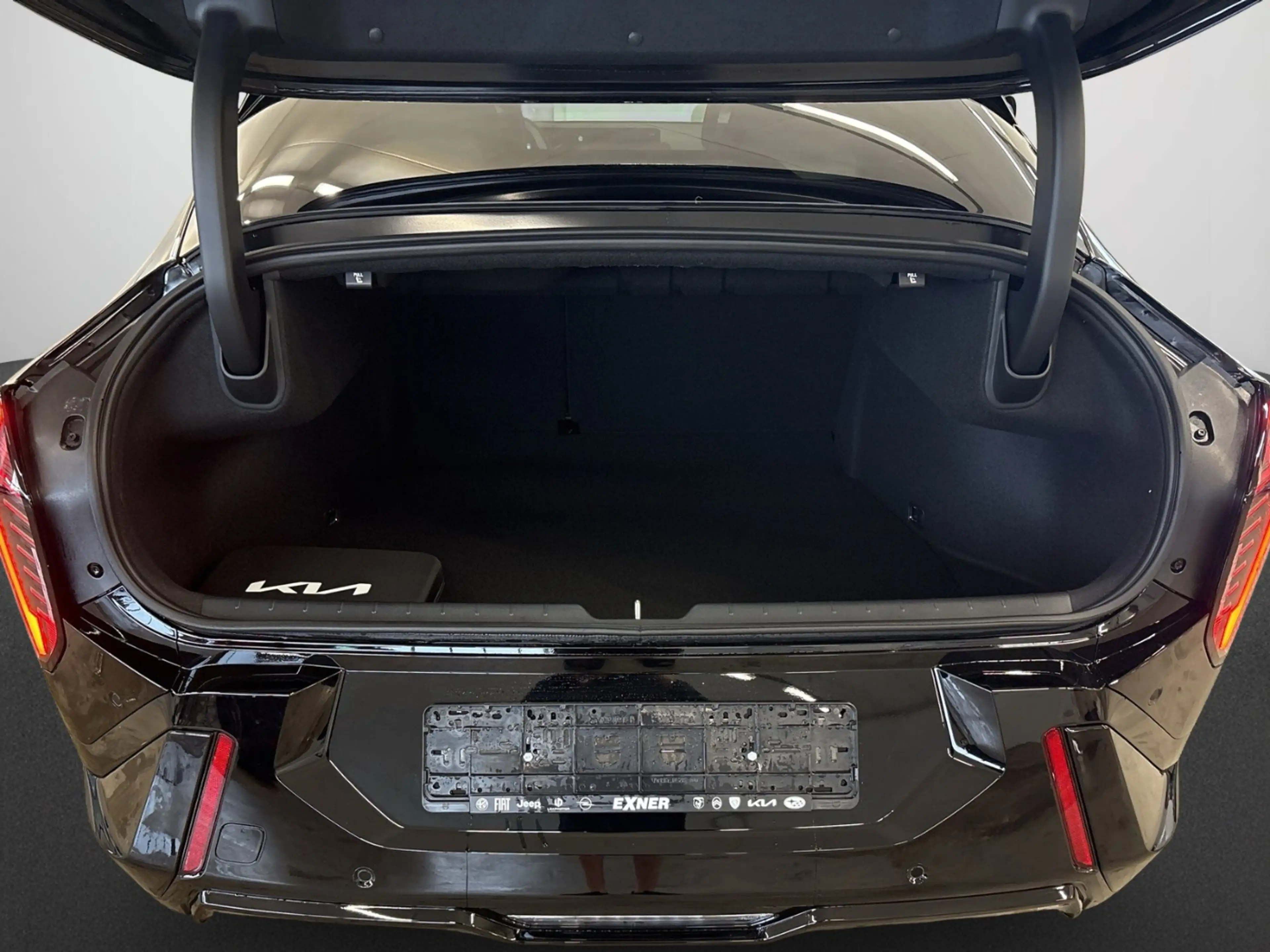 Kia EV4 Fastback GT-Line 81 kWh Sitzventilation vorne — photo 16