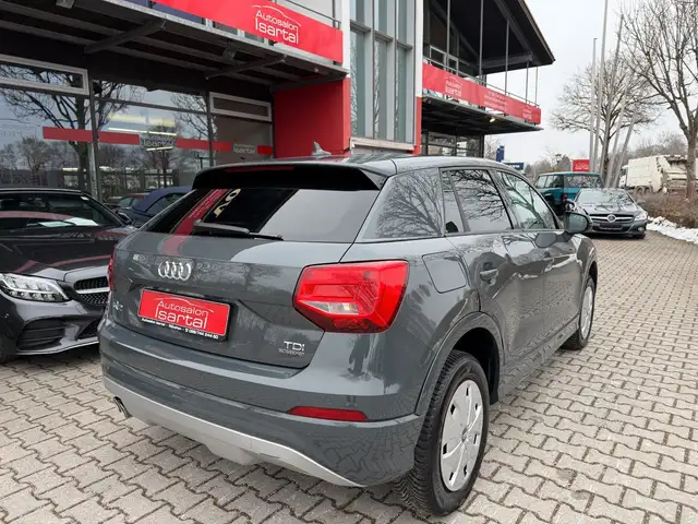 Audi Q2 view 12