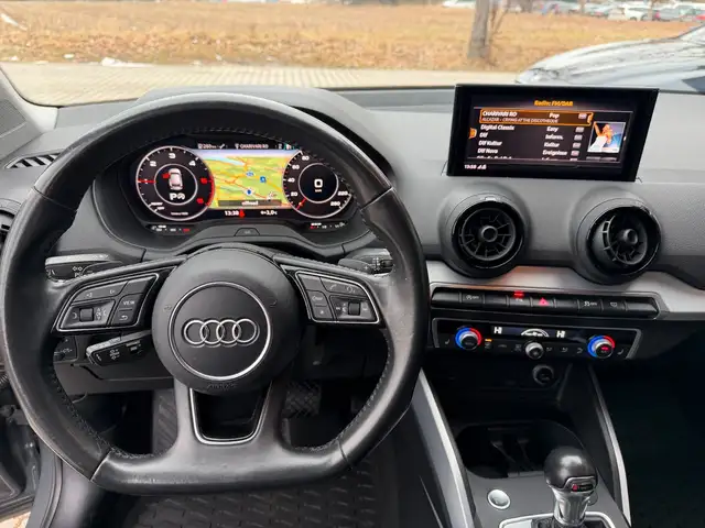 Audi Q2 view 7