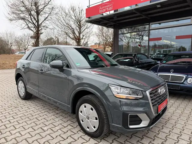 Audi Q2 view 13
