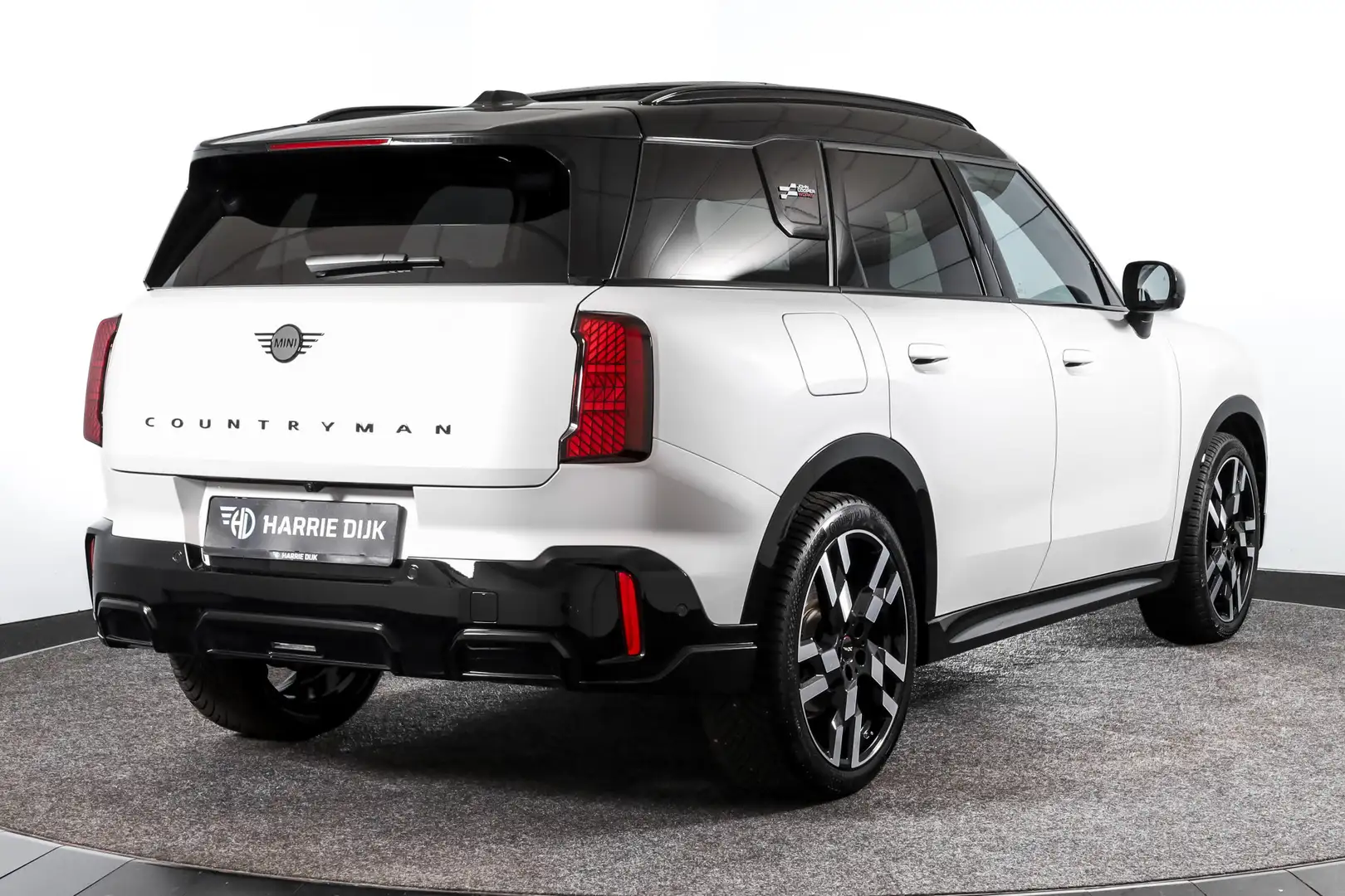 MINI Countryman 1.5 C 160 PK John Cooper Works L | S/K- Wit - 2