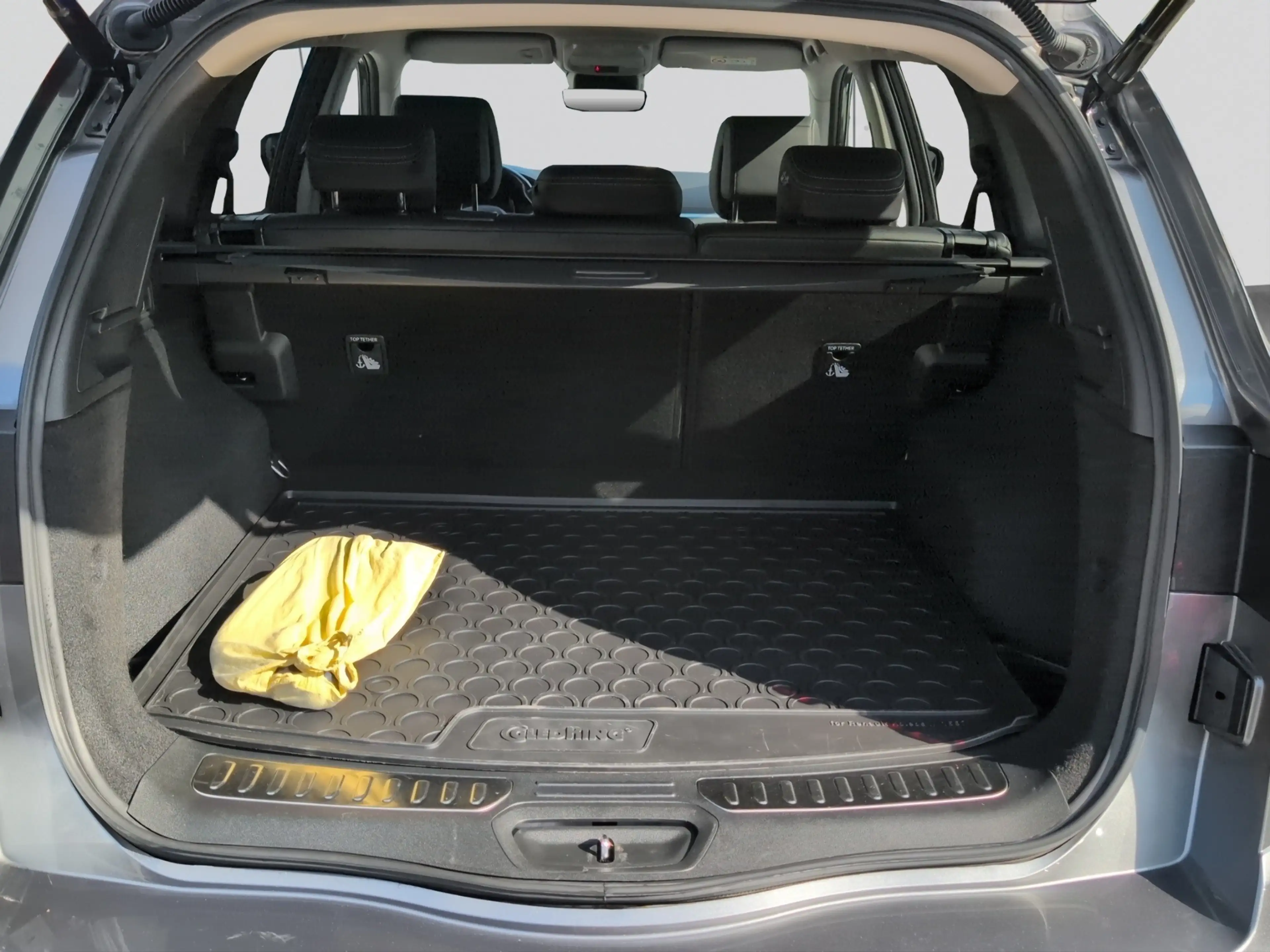 Renault Koleos BLUE dCi 185 Intens — photo 12