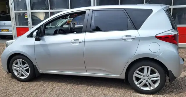Toyota Verso-S 1.3 VVT-i Dynamic