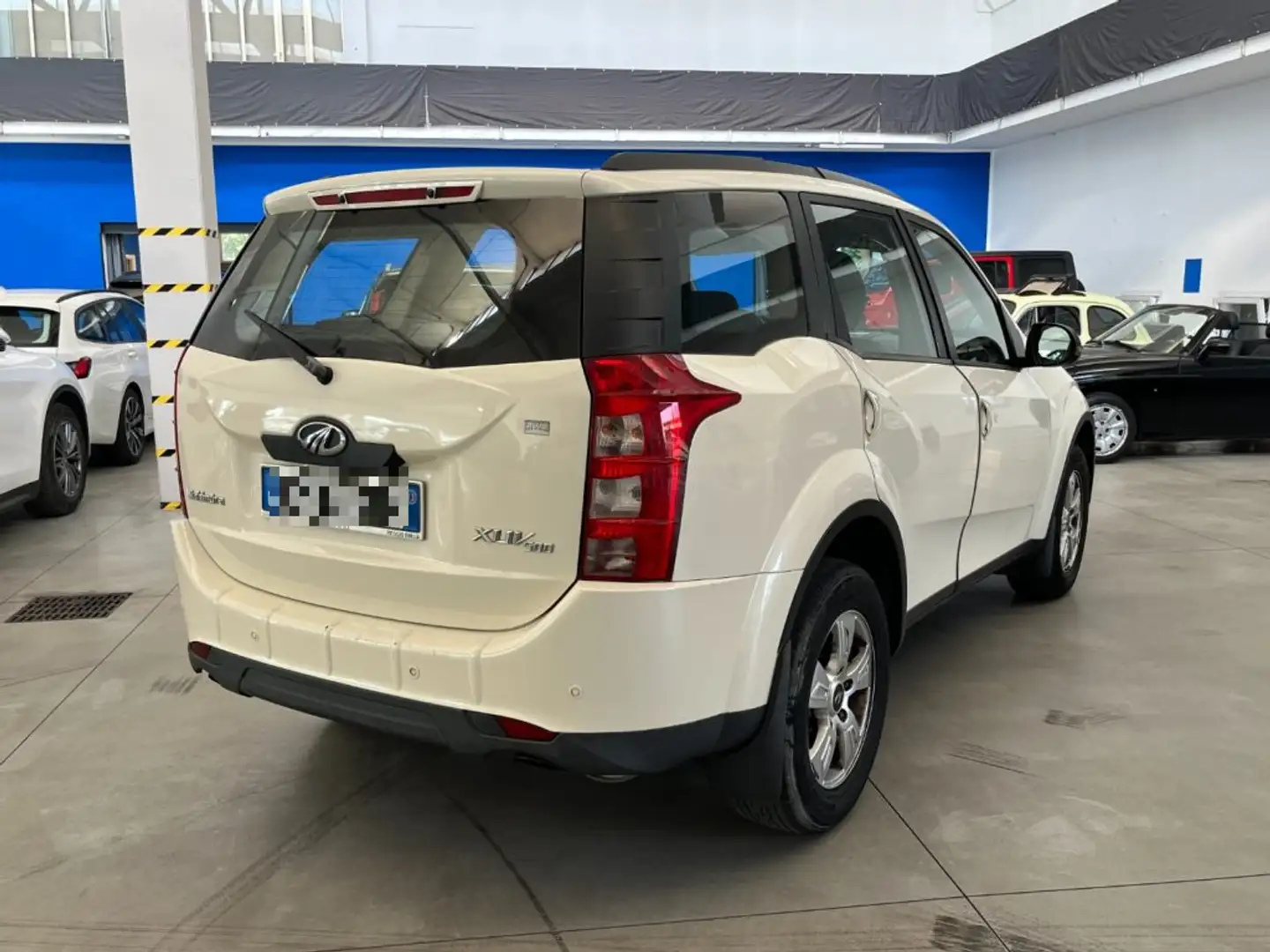 Mahindra XUV500 2.2 16V AWD W8 7 POSTI Blanc - 2