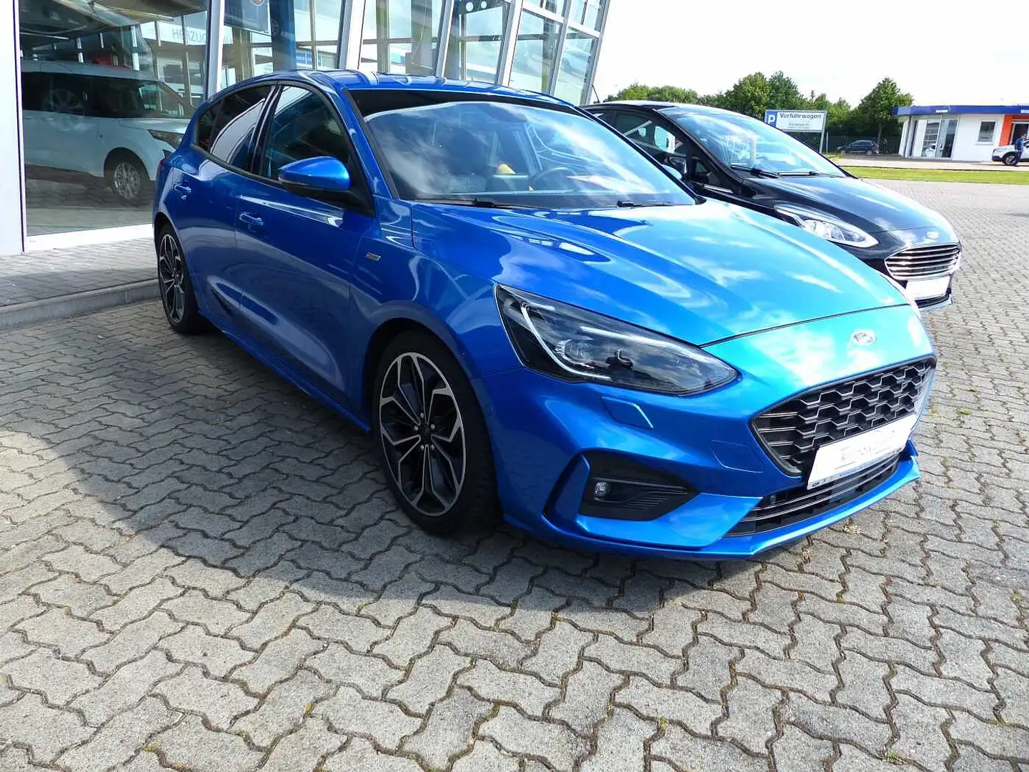 Ford Focus 1.5 EcoBlue Aut.ST-LINE LED,Kamera,AHK,ACC Blau - 2