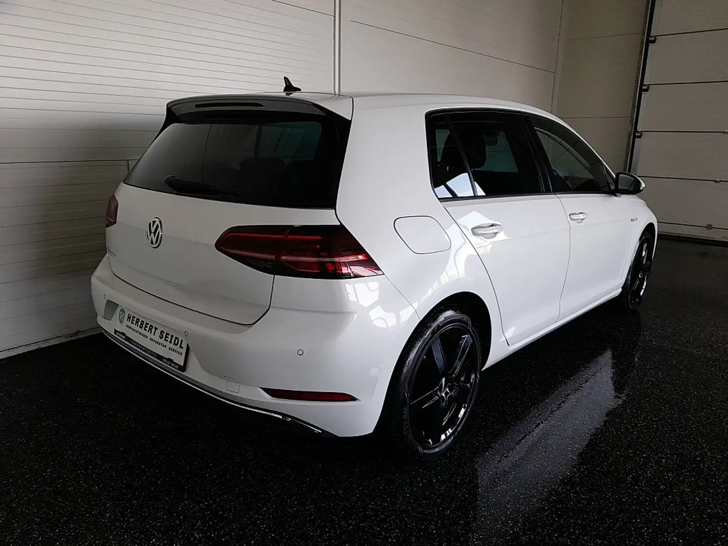 Volkswagen e-Golf 35,8kWH *WÄRMEPUMPE / VIRTUELL / LED / NAVI / A... Blanc - 2