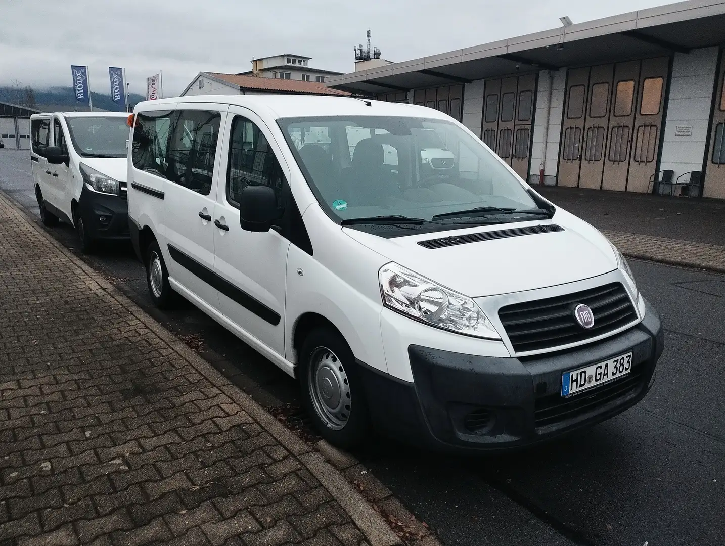 Fiat Scudo L2H1 130 Multijet 9 Sitzer-Klima-1.Hand Weiß - 2