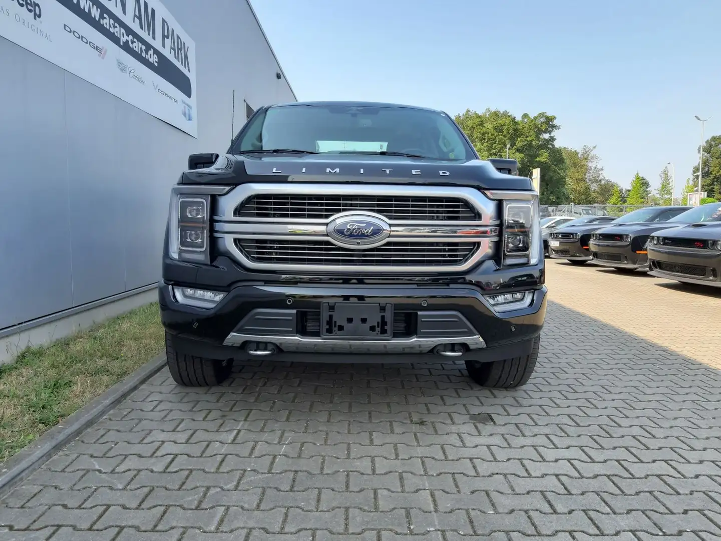 Ford F 150 Limited 3.5V6 Full-Hybrid *WINTER-SPECIAL* Schwarz - 2