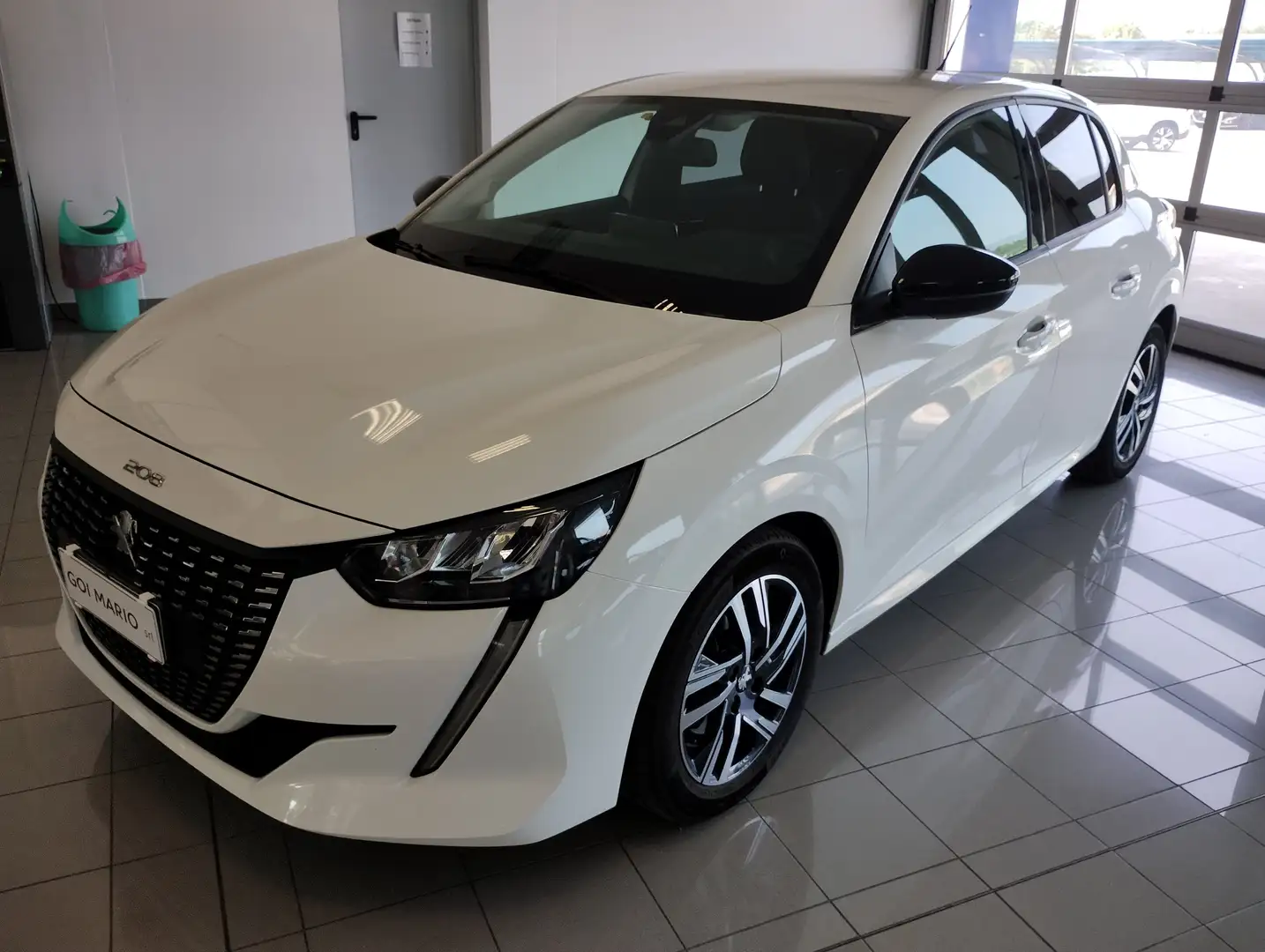 Peugeot 208 208 1.2 puretech Allure Pack Bianco - 1