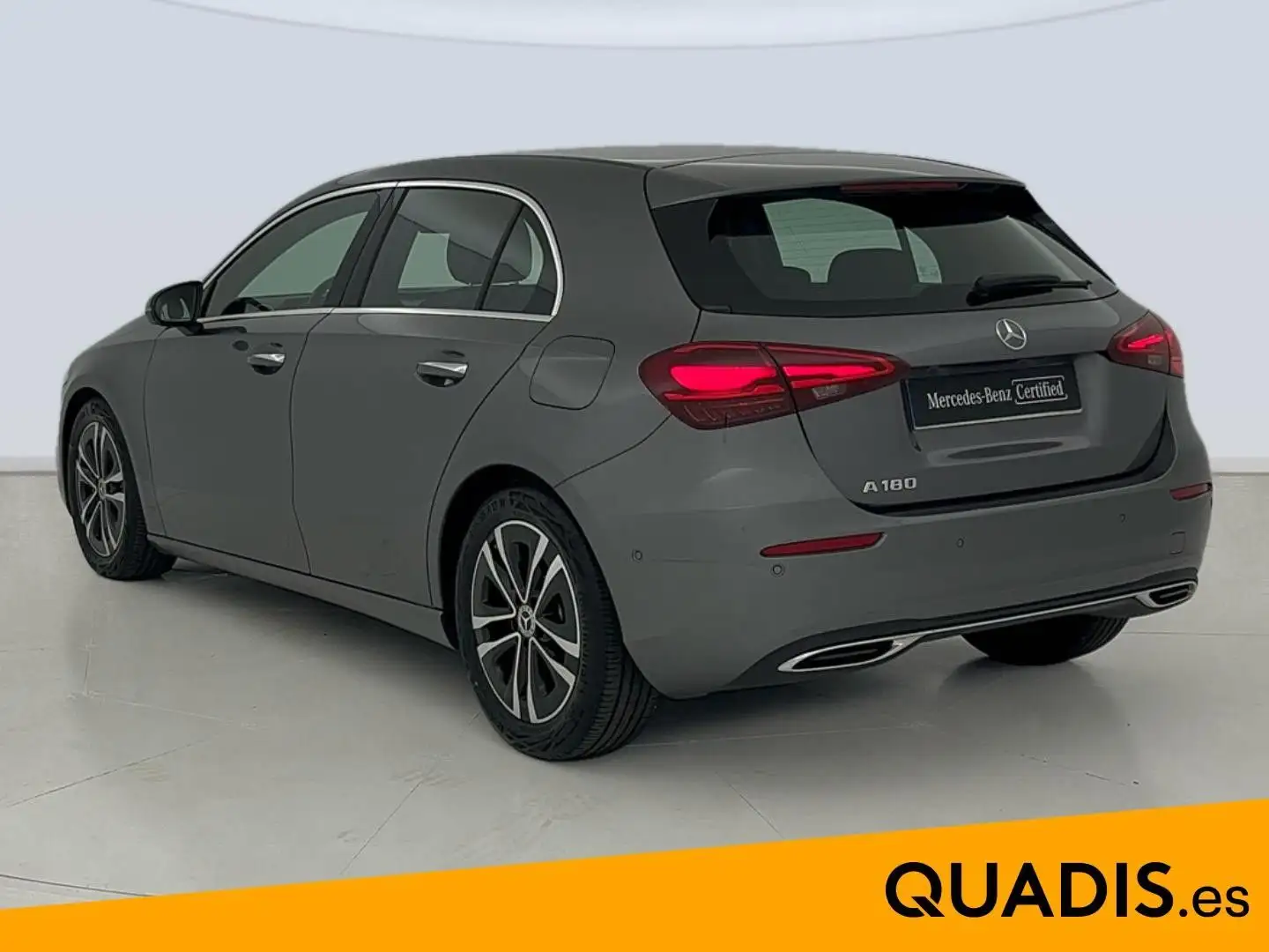 Mercedes-Benz A 180 Progressive Line Advanced 7G-DCT Gris - 2