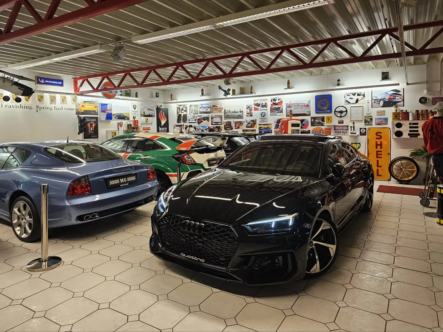 Audi RS5 2.9 TFSI quattro Panorama Schwarz - 1