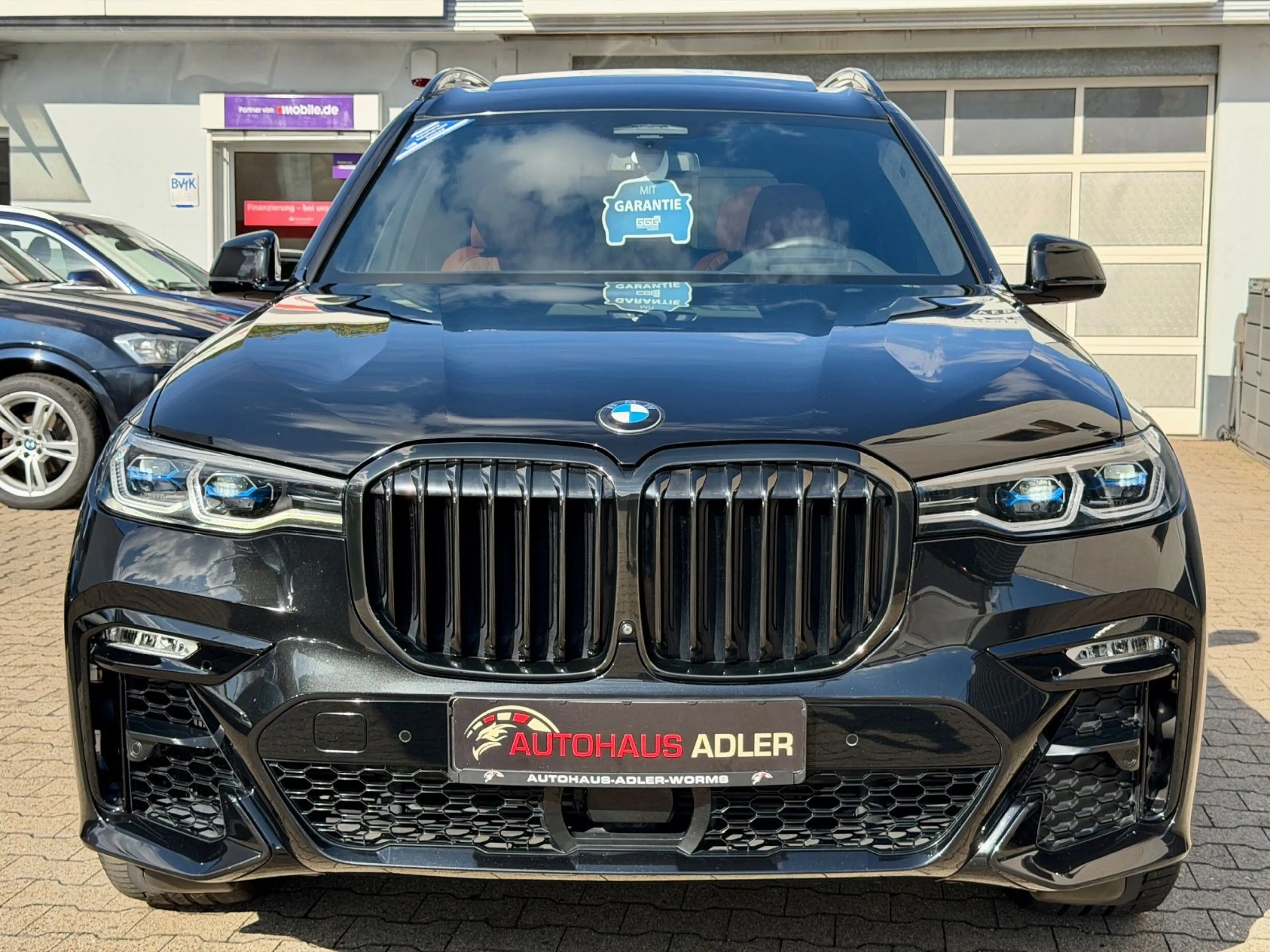 BMW X7 xDrive40d M-Sport*6SITZ*SKYLOUNGE*LASE*KRISTA — photo 2