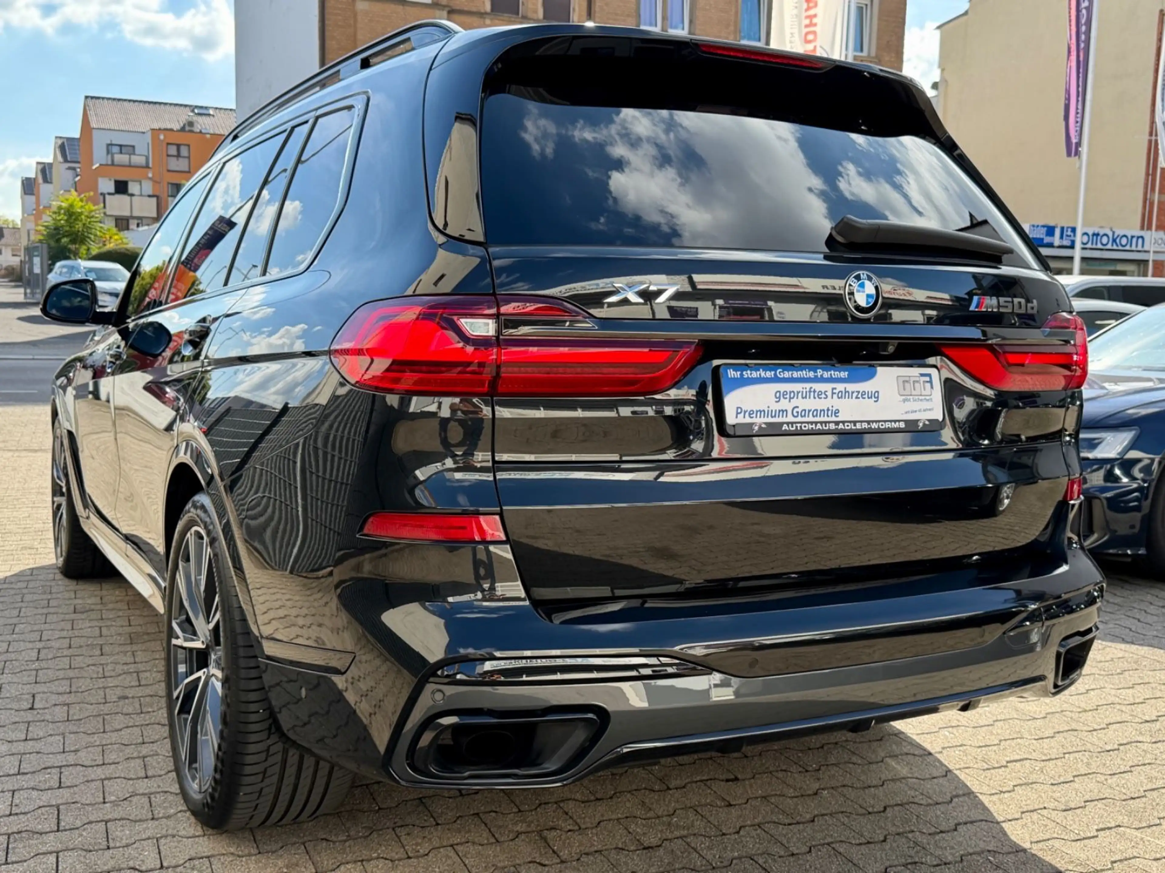 BMW X7 xDrive40d M-Sport*6SITZ*SKYLOUNGE*LASE*KRISTA — photo 13