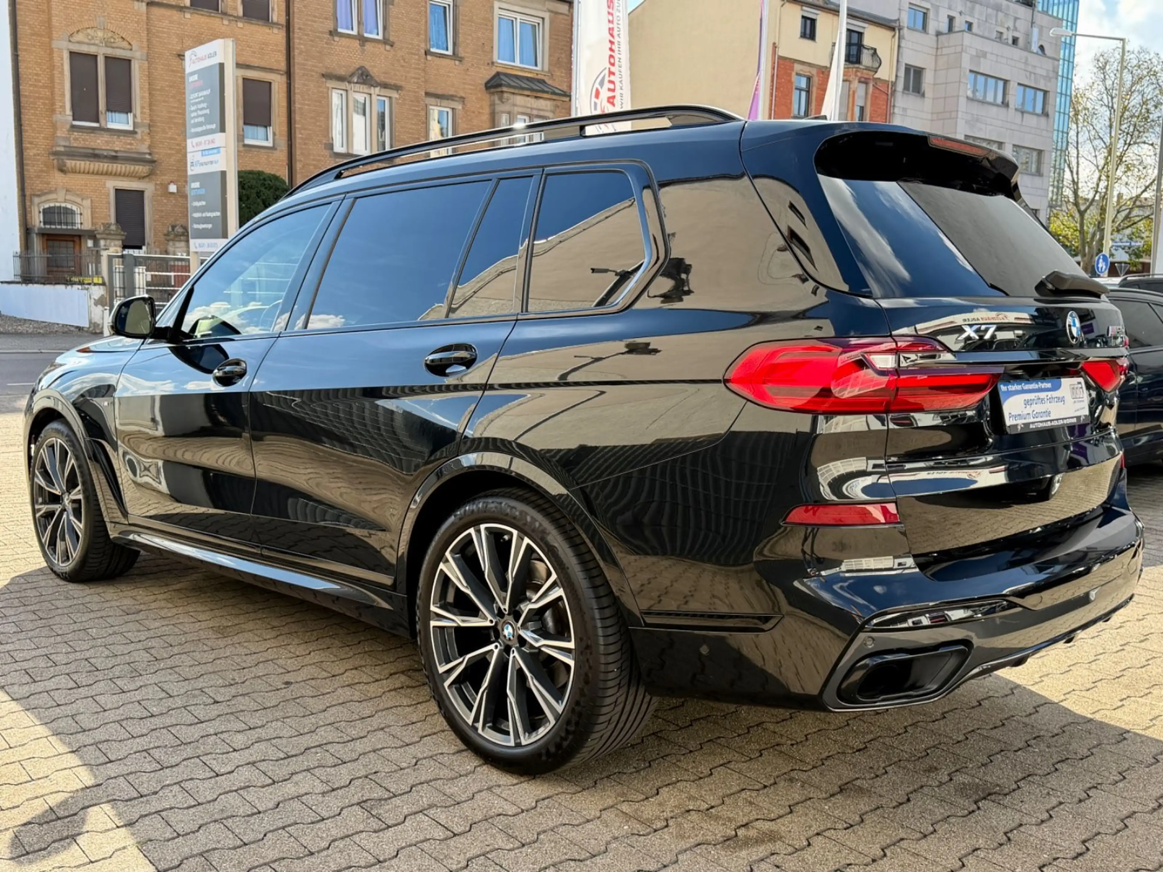 BMW X7 xDrive40d M-Sport*6SITZ*SKYLOUNGE*LASE*KRISTA — photo 15