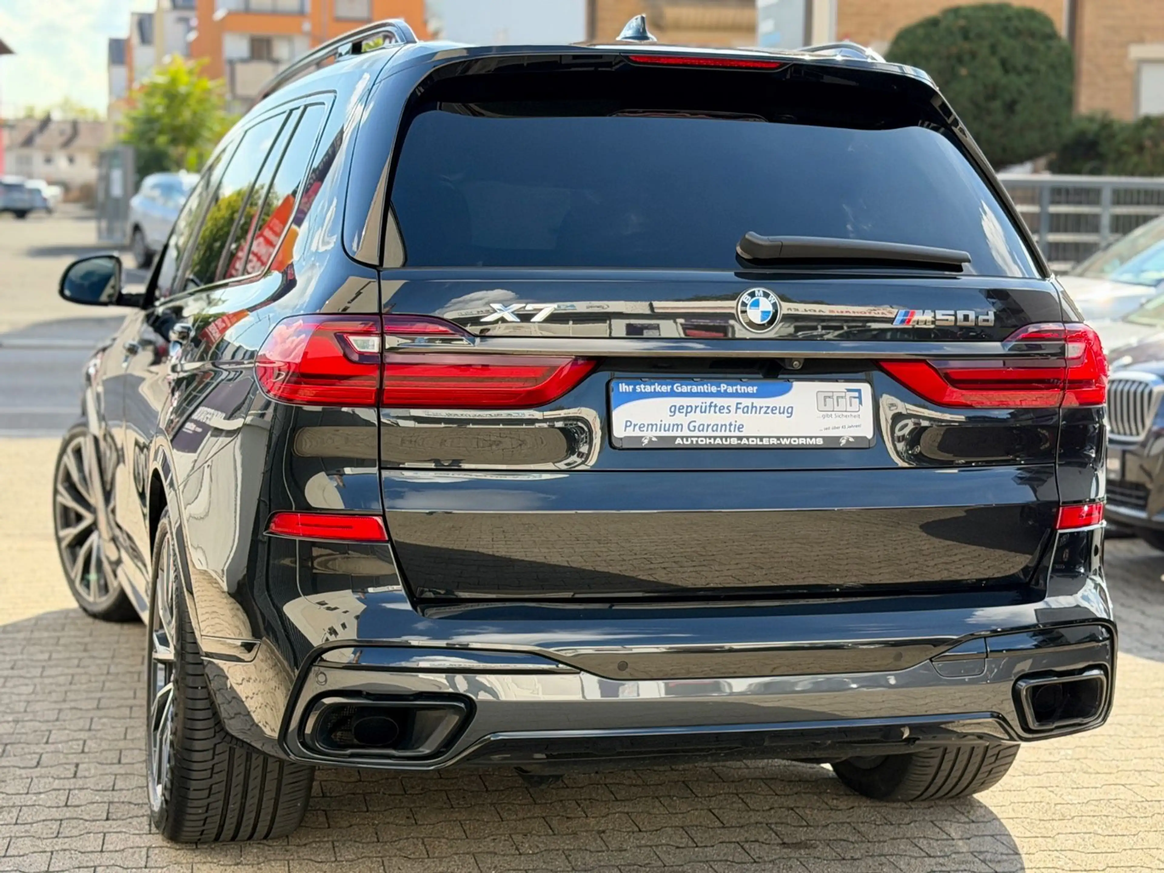 BMW X7 xDrive40d M-Sport*6SITZ*SKYLOUNGE*LASE*KRISTA — photo 11