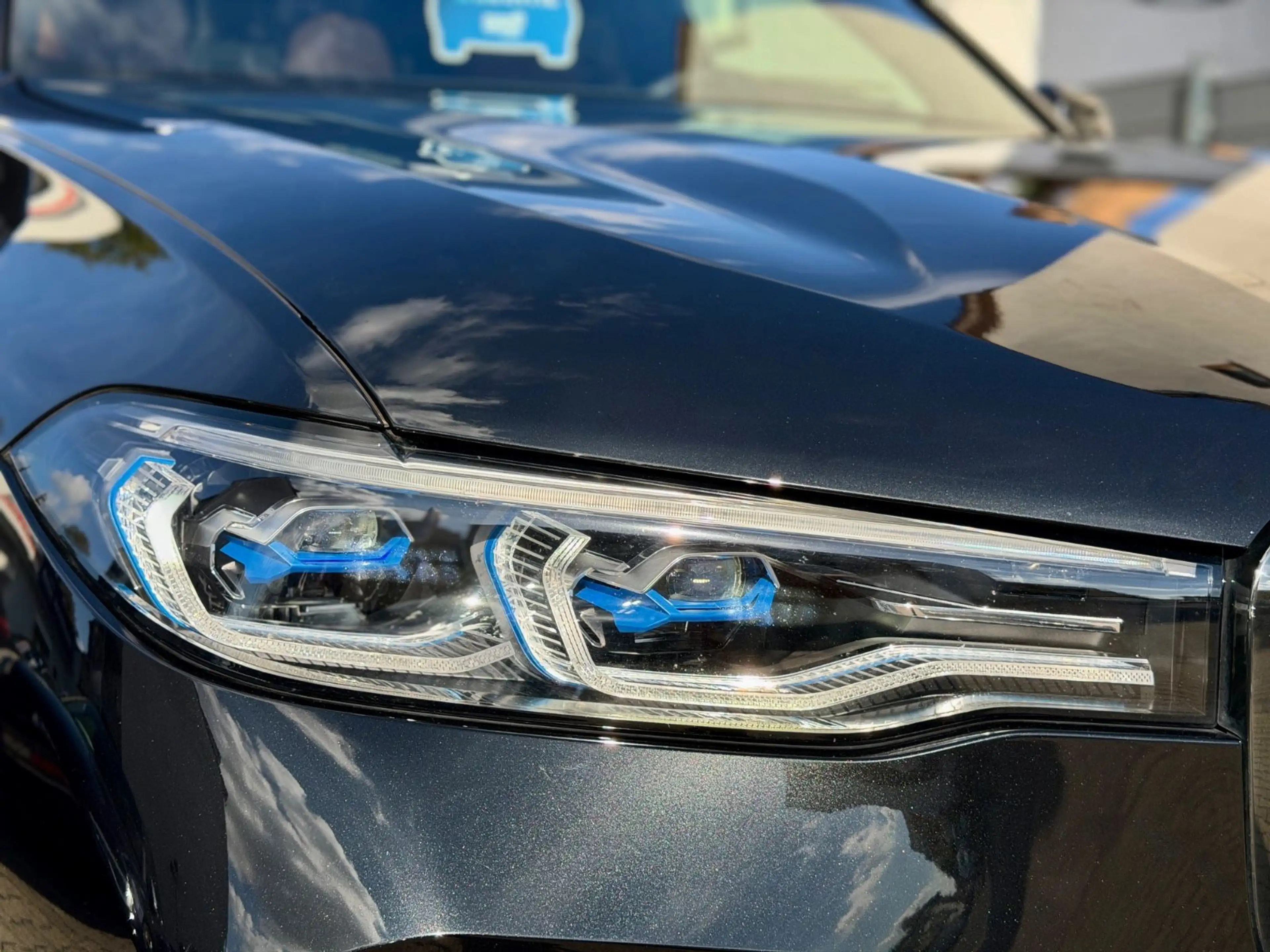 BMW X7 xDrive40d M-Sport*6SITZ*SKYLOUNGE*LASE*KRISTA — photo 6