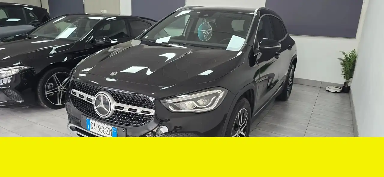 Mercedes-Benz GLA 200