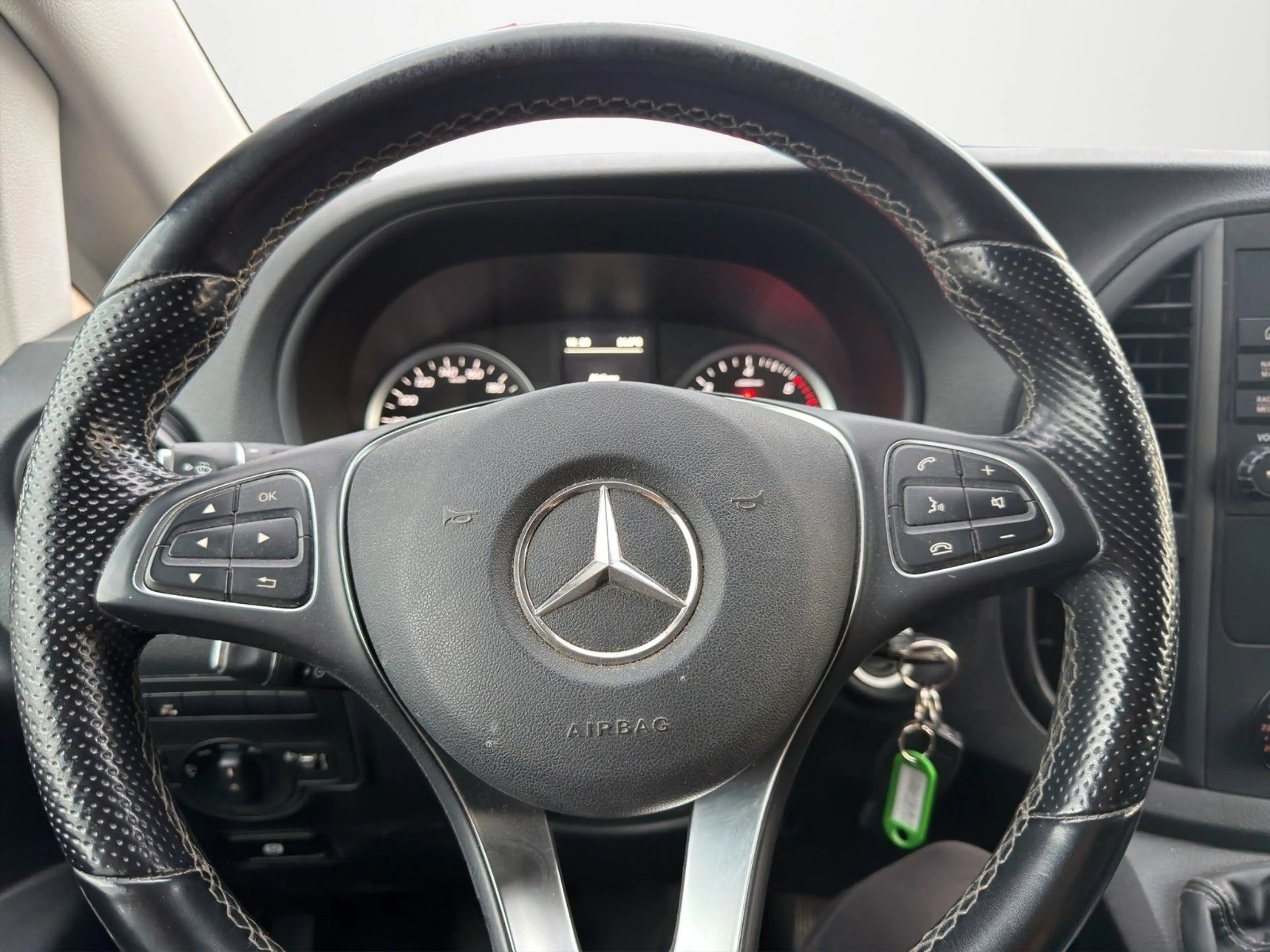 Mercedes-Benz Vito Kasten 114 CDI RWD lang PRO AHK NAVI CAM — photo 12