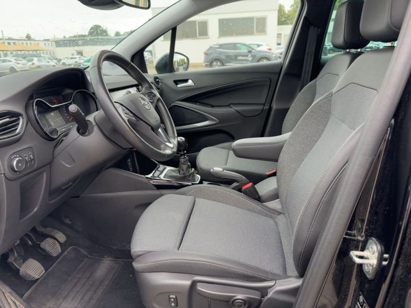 Opel Crossland Elegance — photo 9