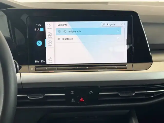 Volkswagen Golf view 24