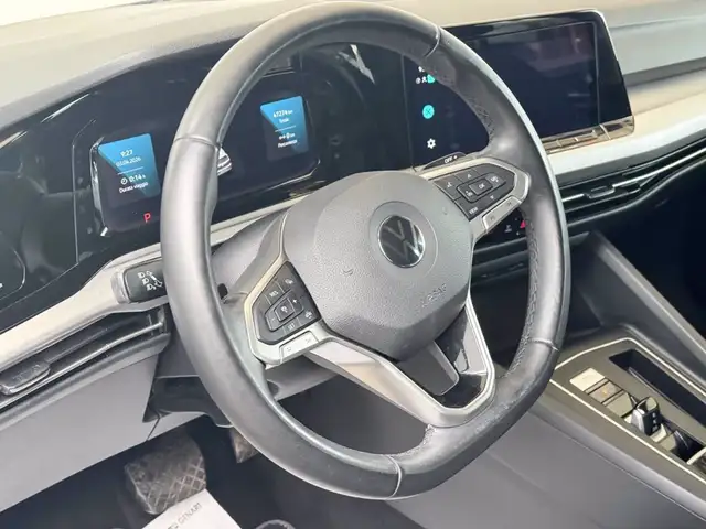 Volkswagen Golf view 19