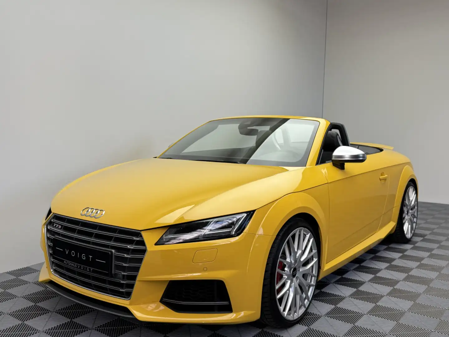 Audi TTS 2.0 TFSI quattro|2.Hand|Matrix|B&O|Kamera Žlutá - 2