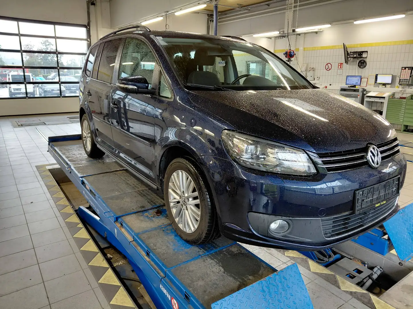 Volkswagen Touran Touran Karat 1,6 BMT TDI Karat Blau - 1
